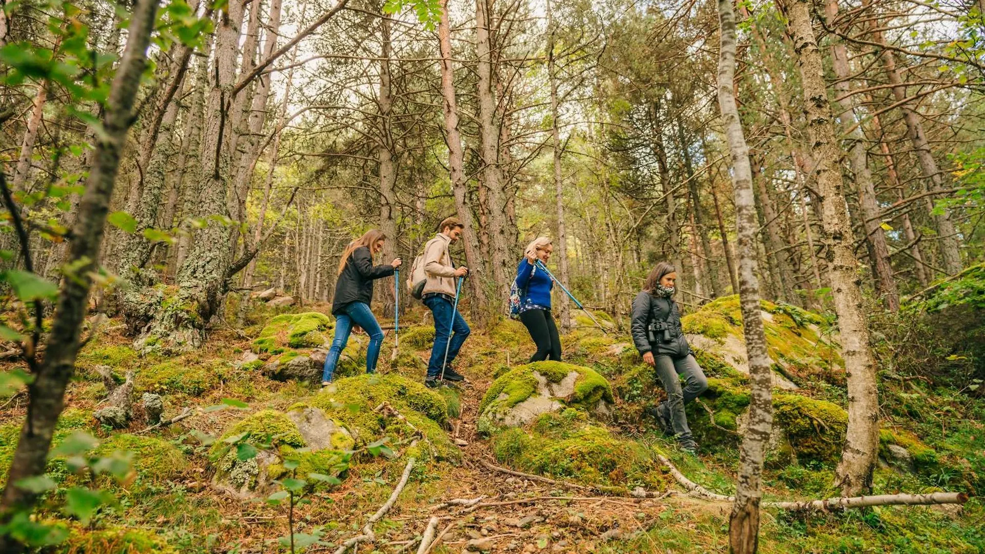 Monnatura Pirineus Son Del Pi Spanien